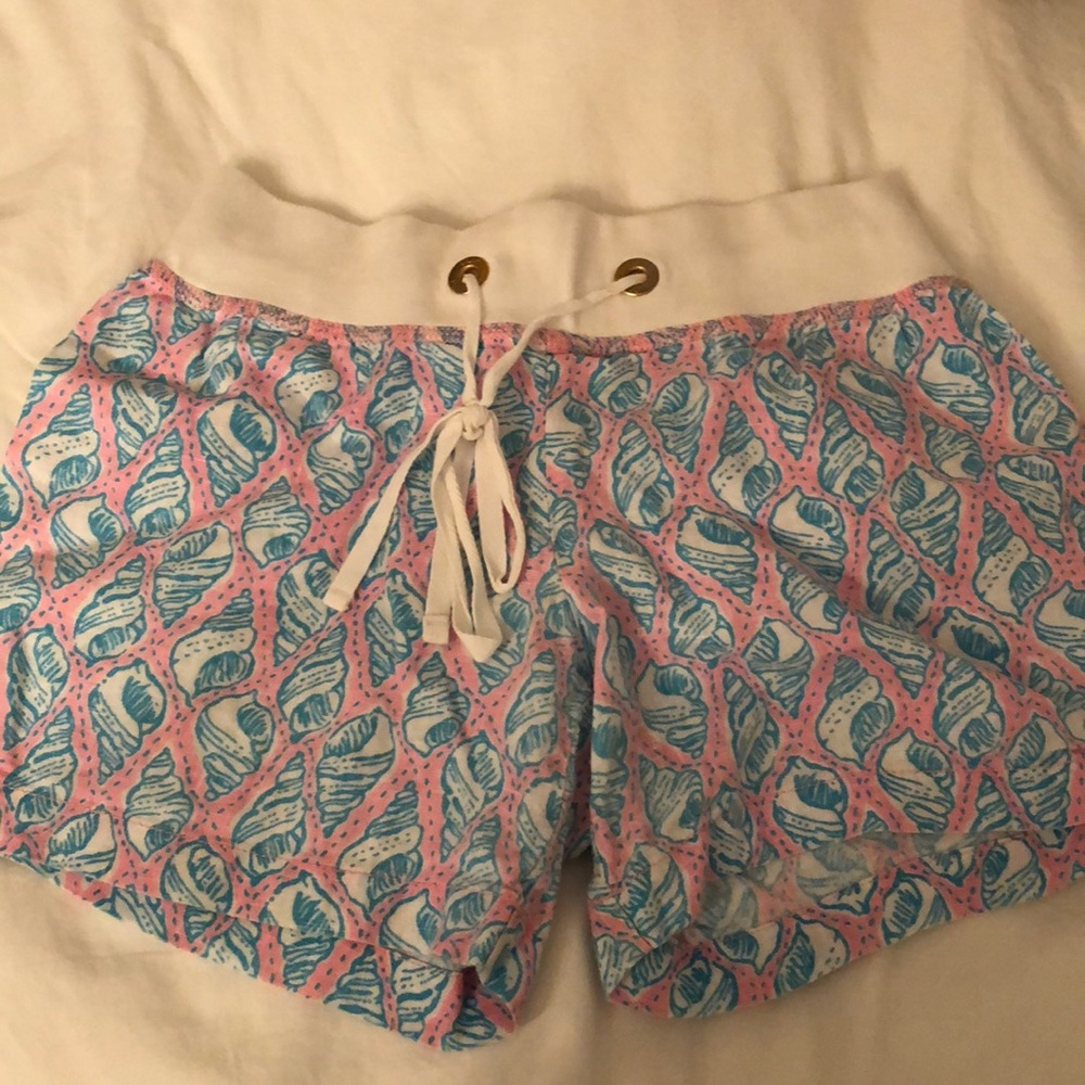 LILLY PULITZER BEACH SHORTS SIZE XS